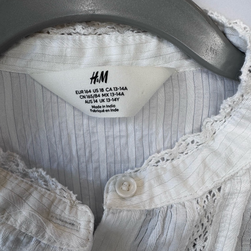 H&M White Ruffled Blouse - Picture 3 of 5